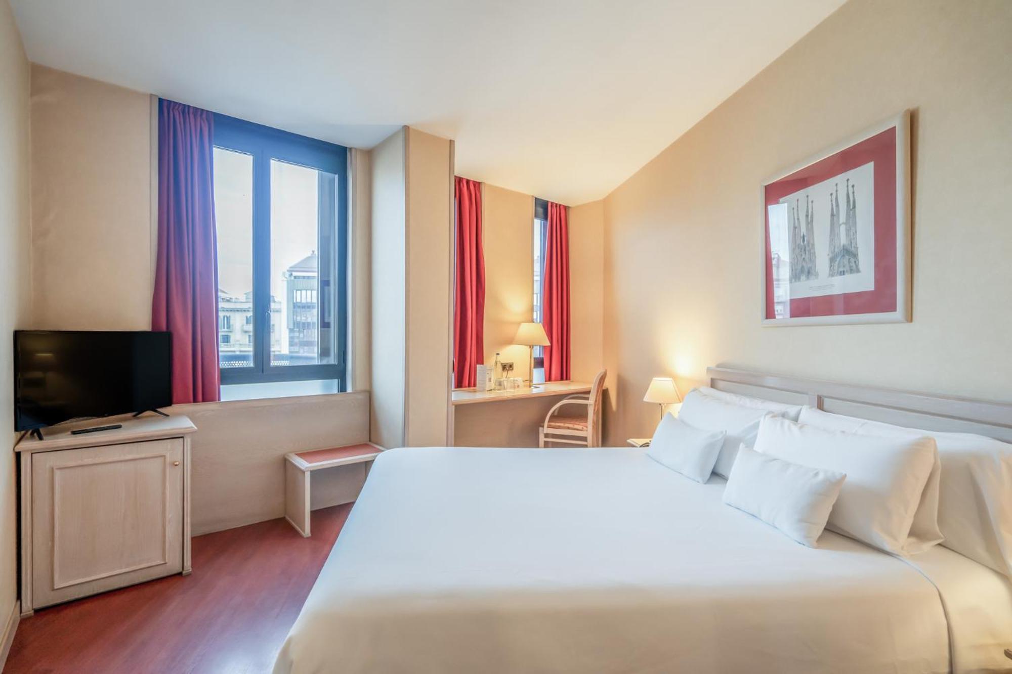 Sunotel Junior Барселона Экстерьер фото